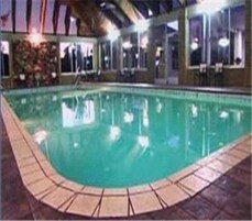 Una piscina techada