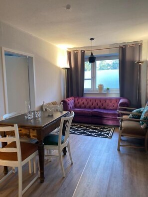 TV, offices - Hotel Mecklenheide Hannover (Hannover)