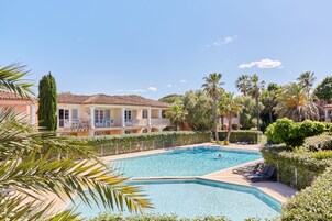 Apartamento | Sistema de insonorización, cunas (de pago), wifi gratis y ropa de cama