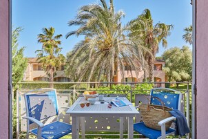 1 habitación, sistema de insonorización, cunas y wifi gratis 