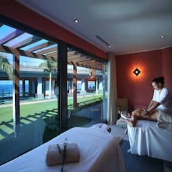Couples treatment rooms, sauna, hot tub, steam room, Turkish bath