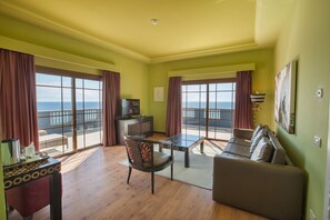 Suite senior, Terraza (Unique) | Ropa de cama de alta calidad, edredón y minibar 