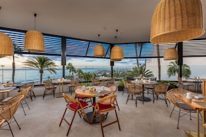 Daily buffet breakfast (EUR 12 per person)