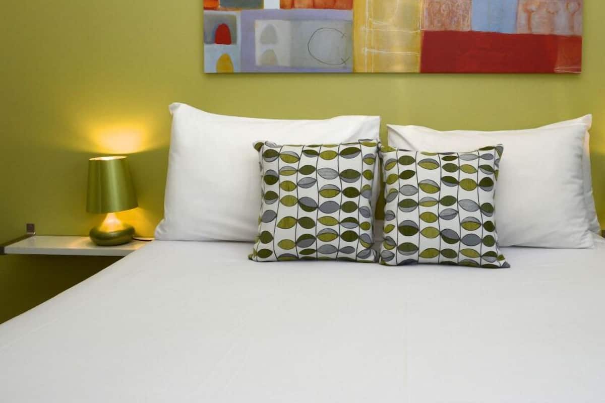 Apartamento estándar, 1 cama de matrimonio con sofá cama | 1 dormitorio, colchones con acolchado adicional, caja fuerte