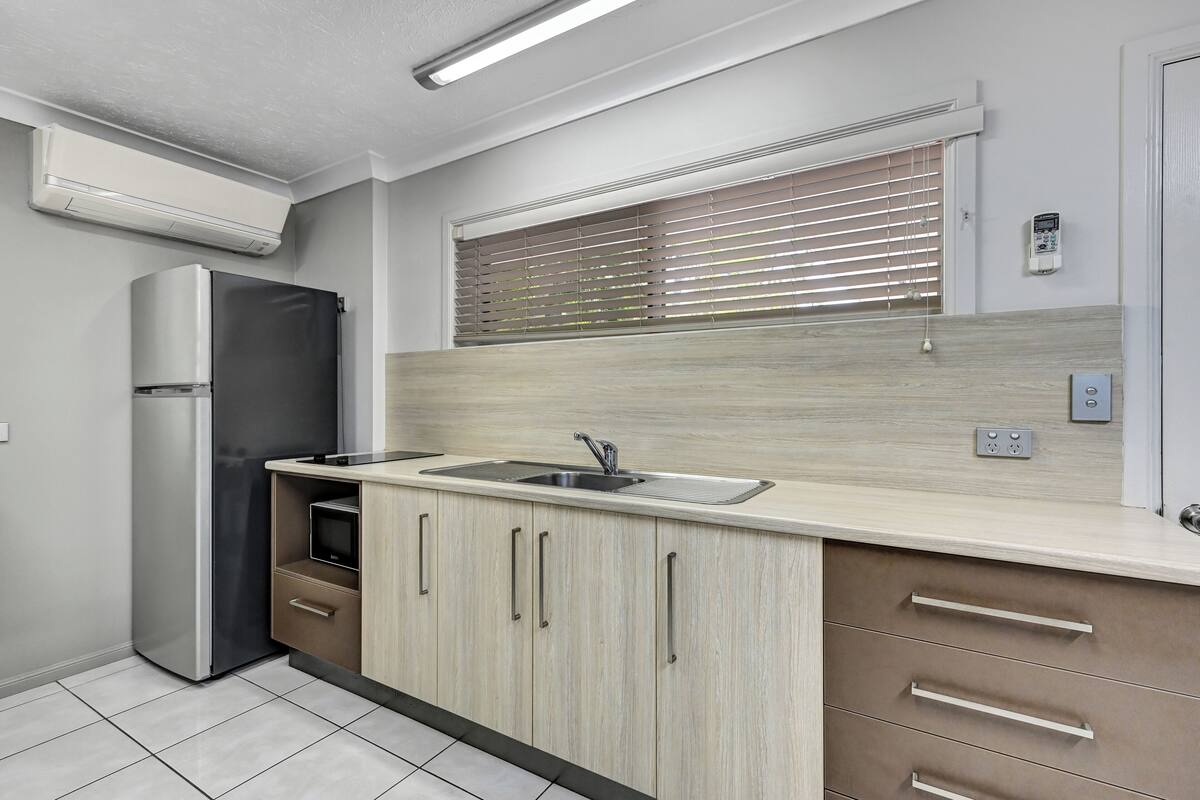 family room | private kitchen | fridge, coffee/tea maker, electric kettle