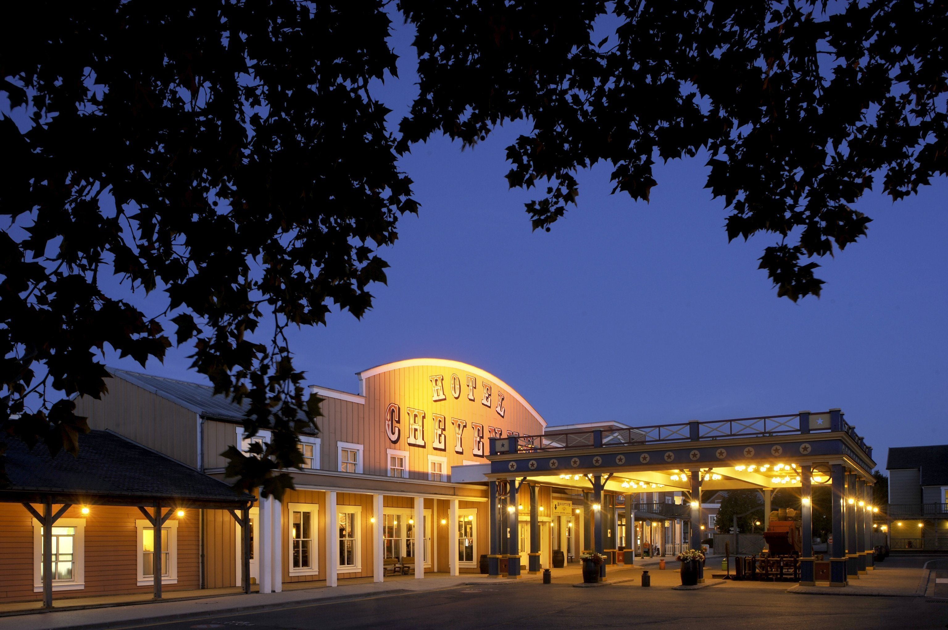 Front of property - evening/night