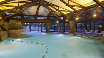 Piscina coperta, piscina all'aperto