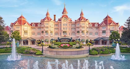 Disneyland® Hotel