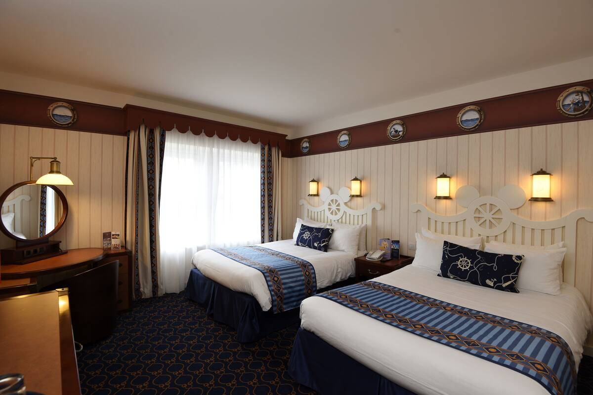 In-room safe, desk, blackout drapes, soundproofing