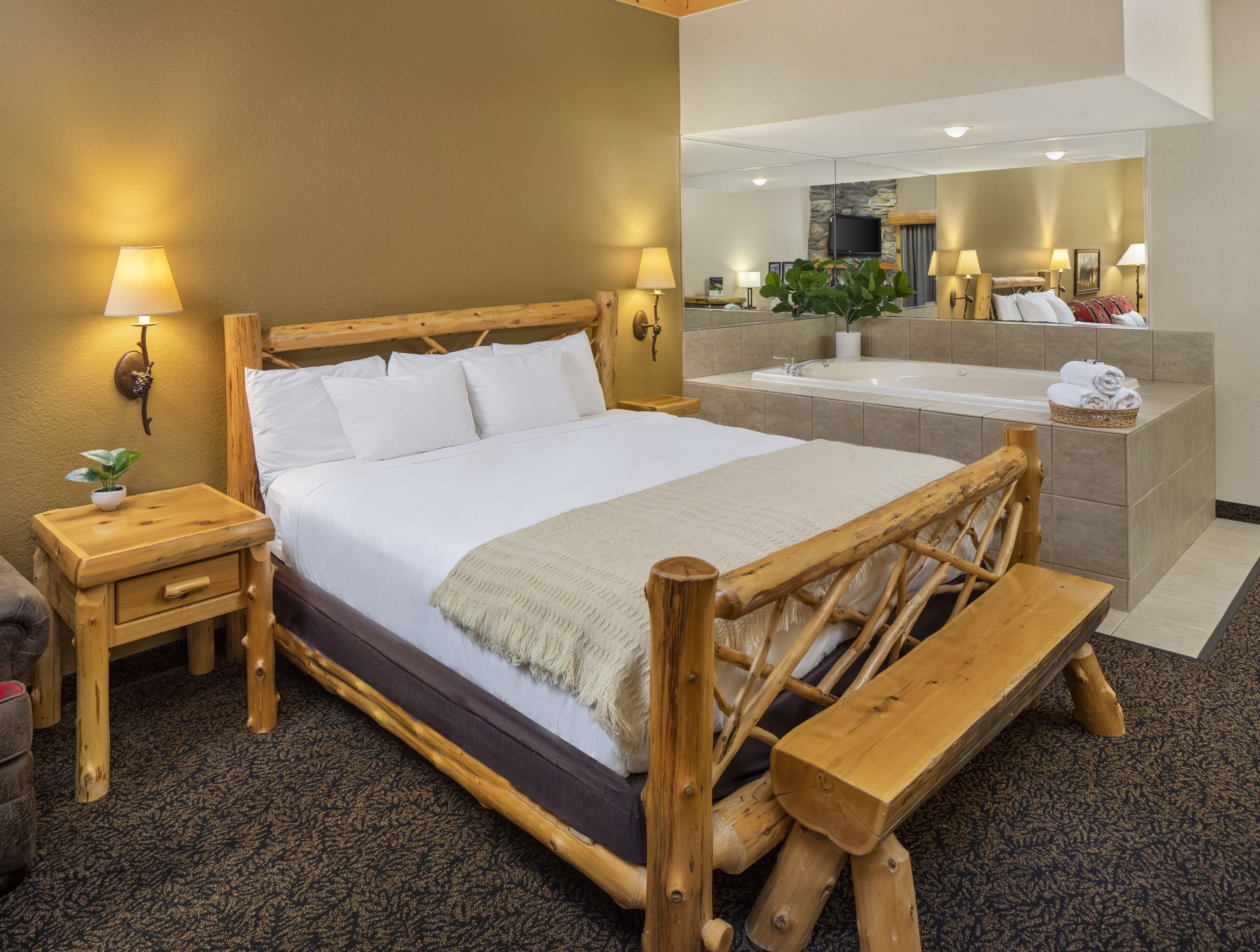 مكتب ومكواة/لوح كي وواي فاي مجانًا وملاءات أسرّة