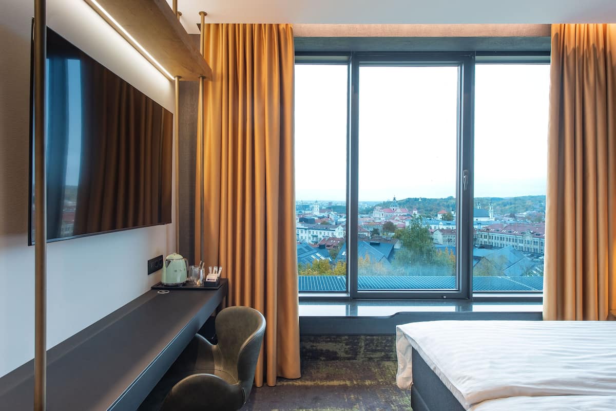 1 bedroom, desk, laptop workspace, blackout curtains