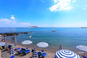 Superior Apartment, 1 Bedroom, Sea View, Beachfront | Beach/ocean view