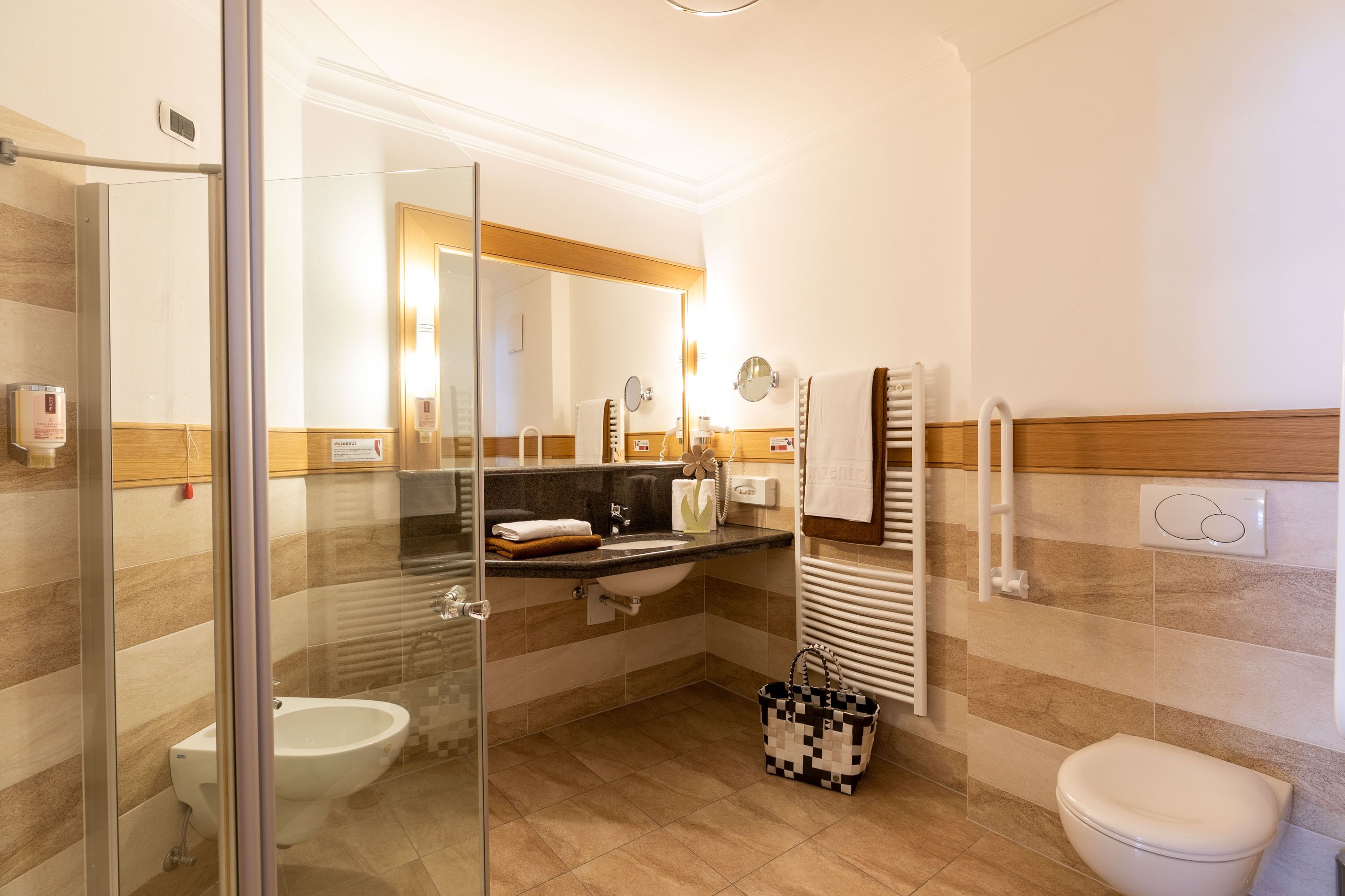 standard room (gampen) | bathroom | hair dryer, bathrobes, towels, soap