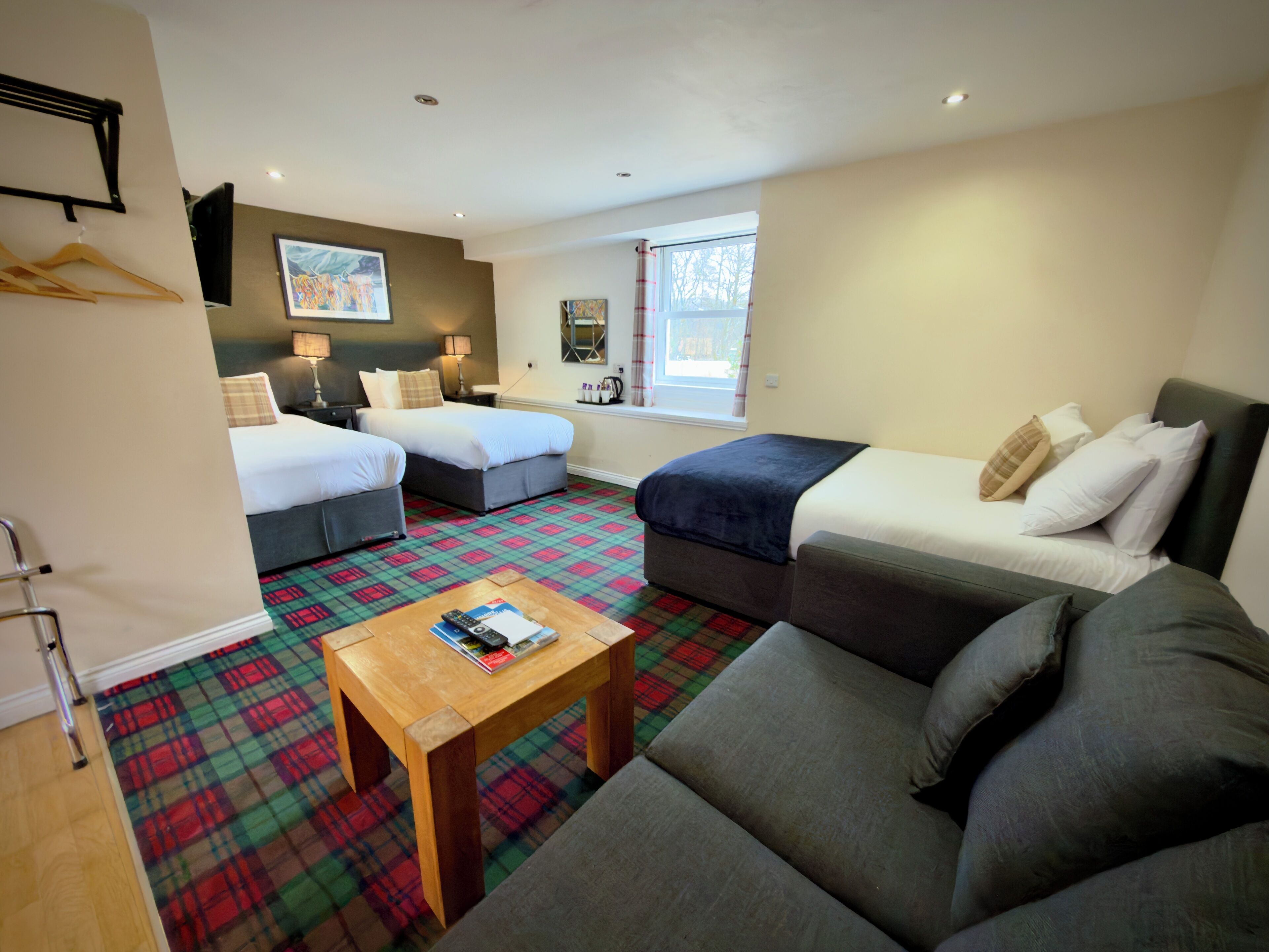 家庭房 (Annexe Building Family room) | 1 多间卧室、高档床上用品、熨斗/熨板、免费 WiFi