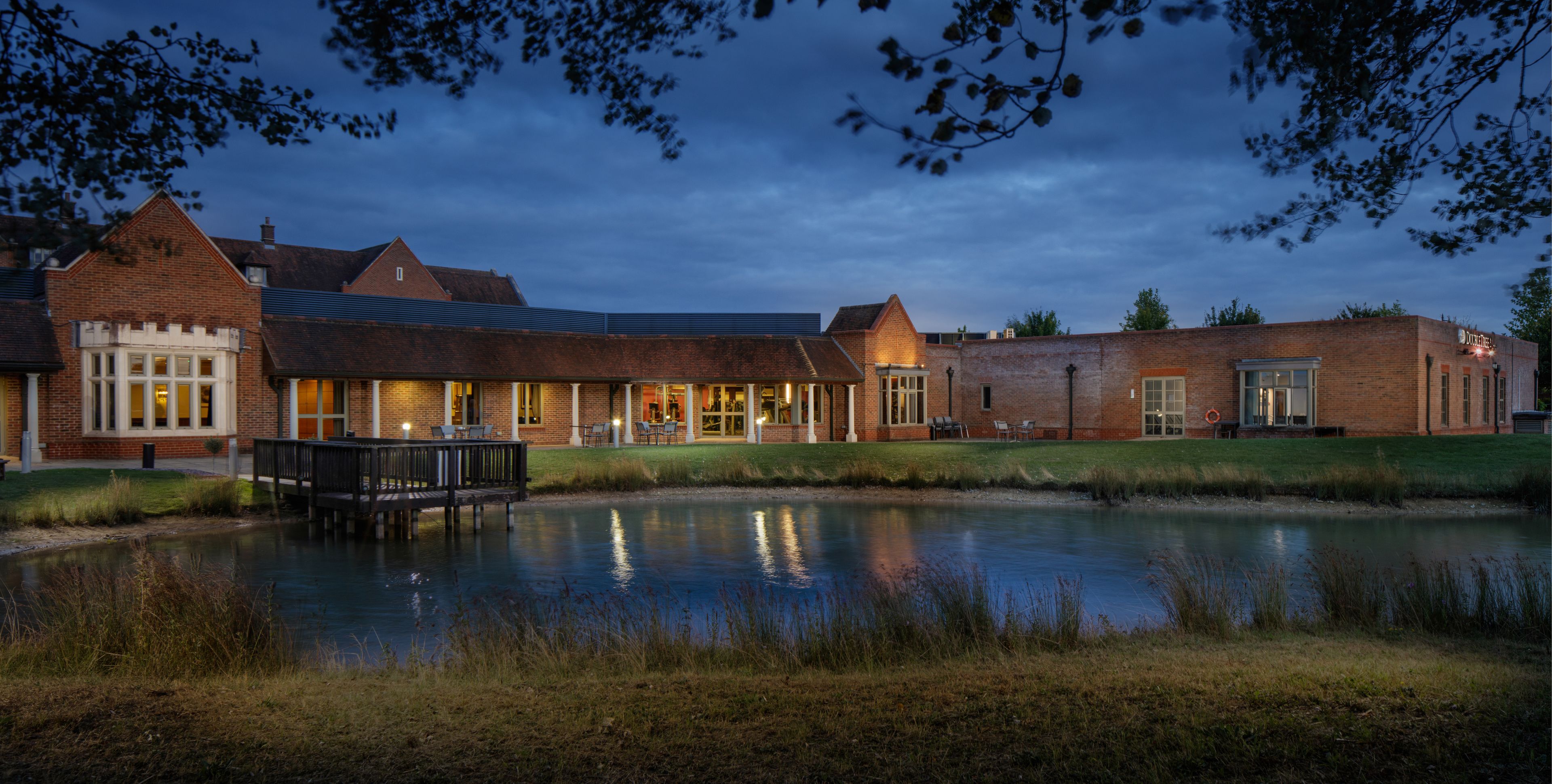 The Cambridge Belfry - QHotels in Cambourne, United Kingdom
