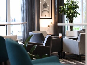 Bar (on property) - Garner Hotel Preston Samlesbury by IHG (Preston)
