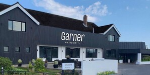Exterior - Garner Hotel Preston Samlesbury by IHG (Preston)