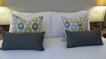 Premium bedding, in-room safe, desk, laptop workspace