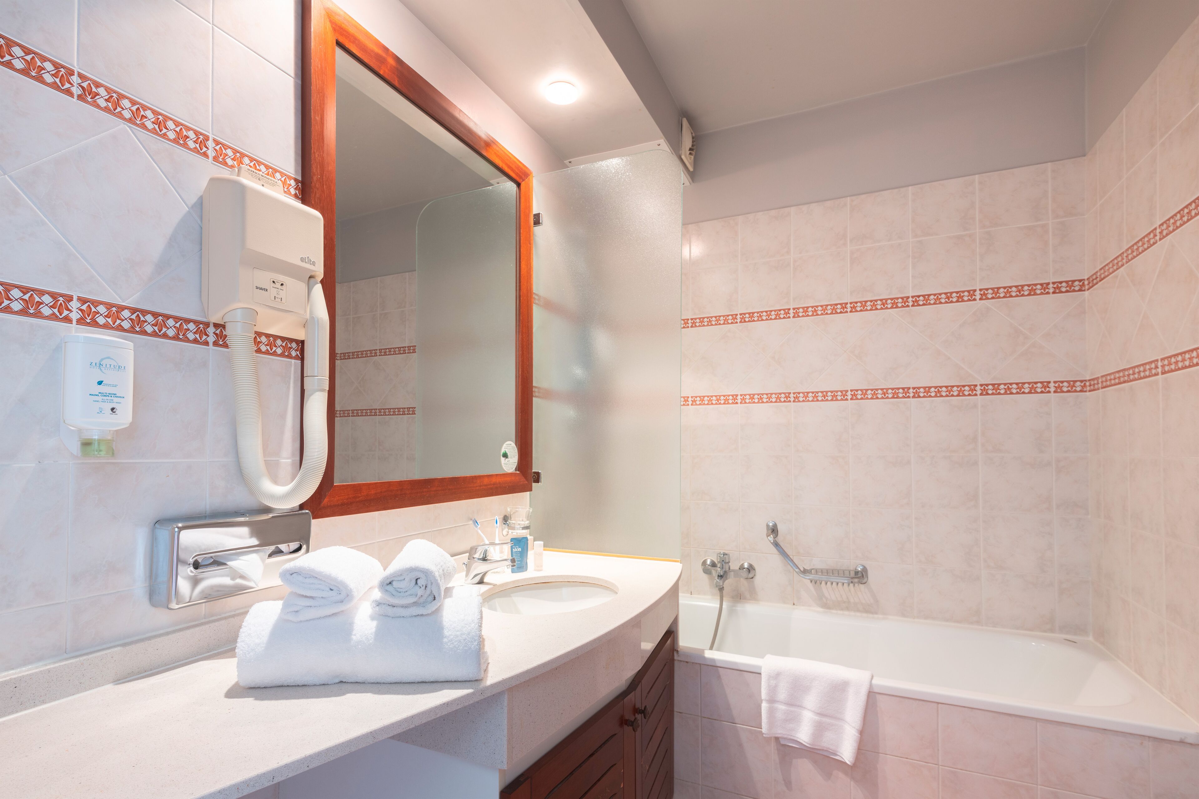 Foto - Zenitude Hôtel-Résidences Le Cannet