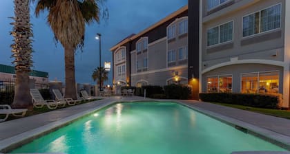 La Quinta Inn & Suites by Wyndham Seguin