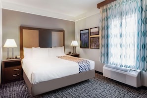 Room, 1 King Bed, Accessible, Non Smoking (Mobility,Hearing,Roll-In Shower) | Premium bedding, desk, blackout drapes, iron/ironing board