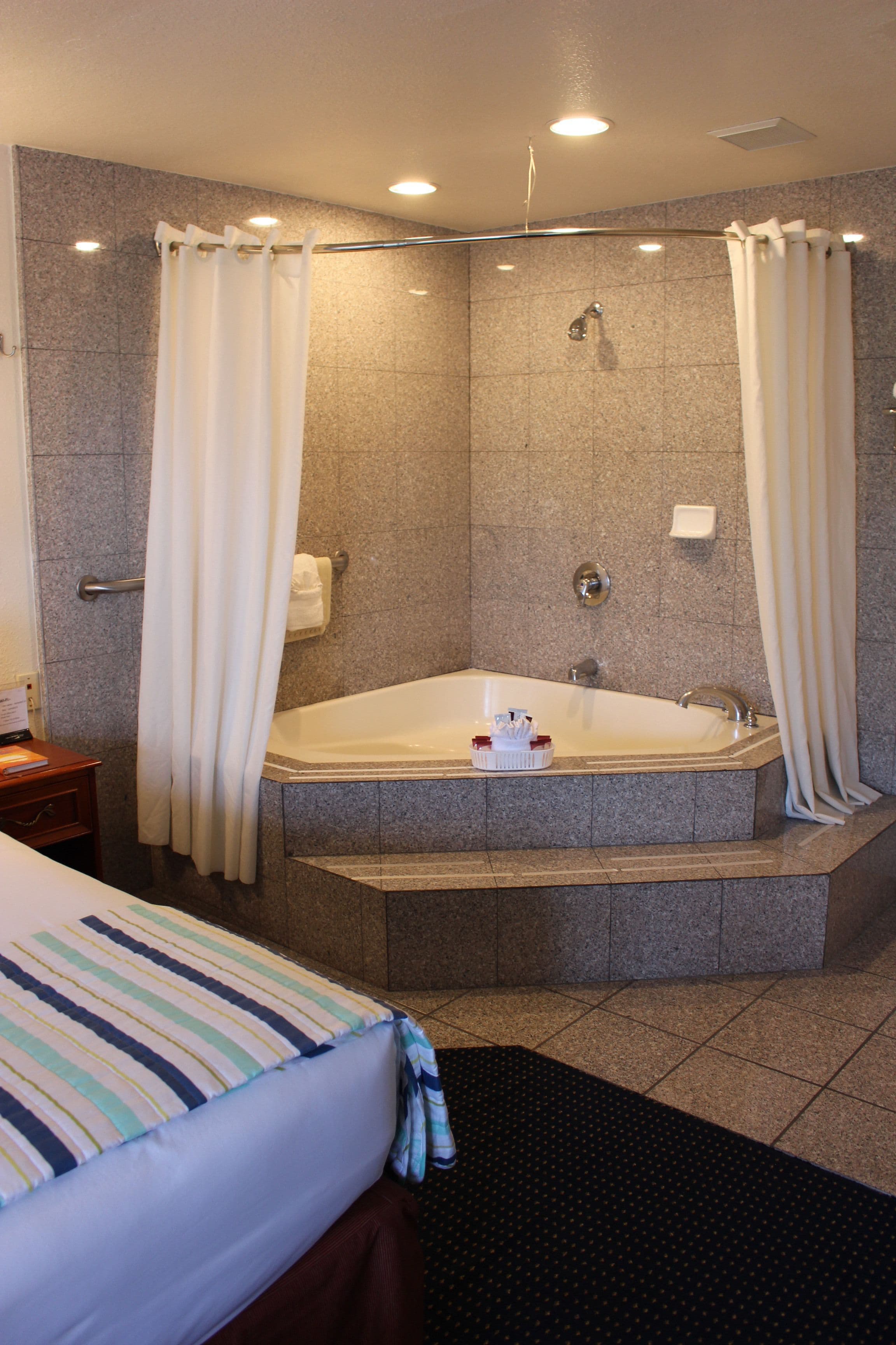 Photo - Carmel Hill Lodge