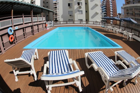 Terrace/patio. Castelmar Hotel