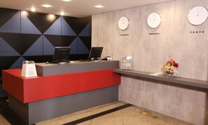 Reception - Bristol Metropolitan Flat (Curitiba)