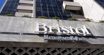 Bristol Metropolitan Flat