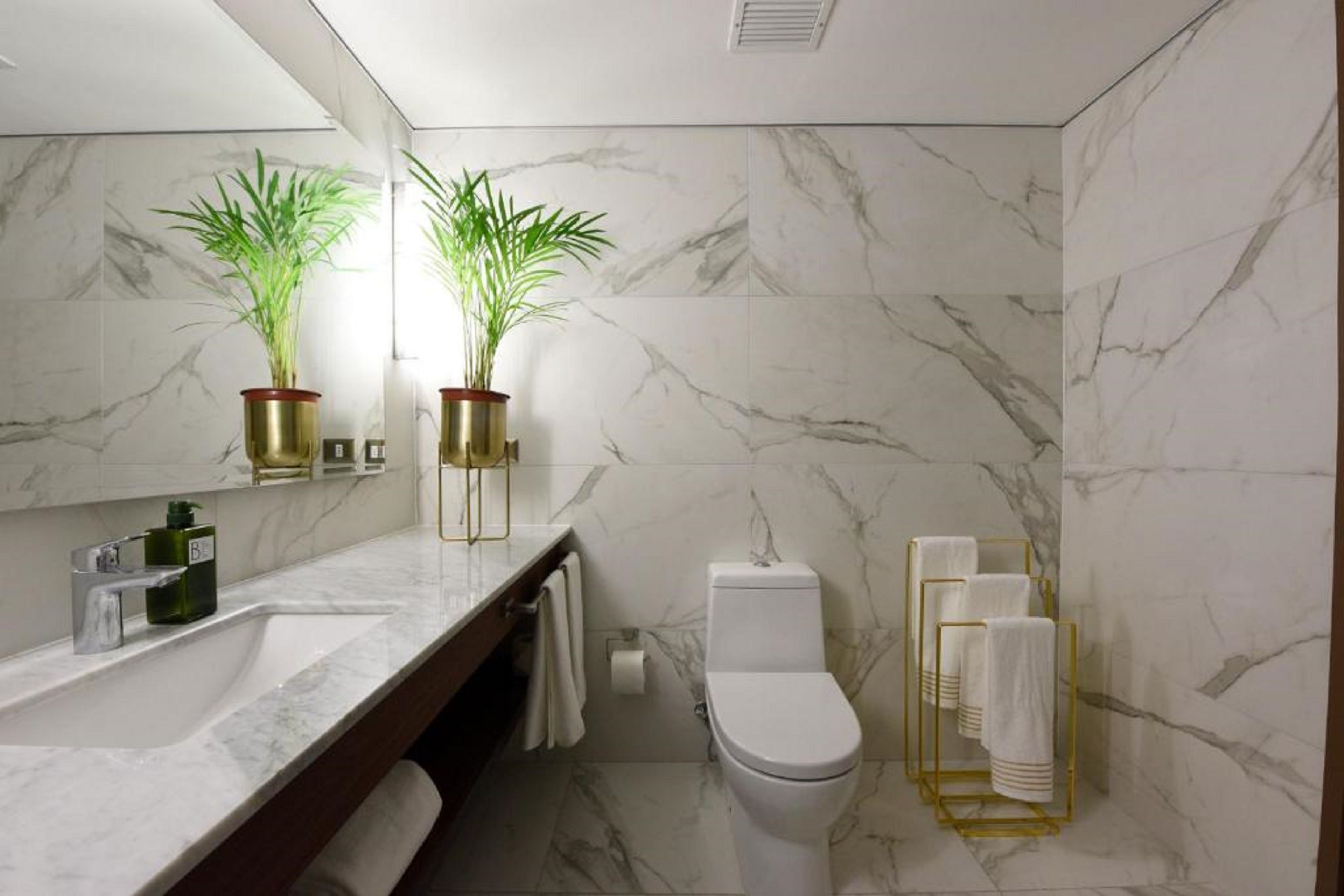 superior double room, 1 king bed | bathroom | shower, eco-friendly toiletries, hair dryer, towels