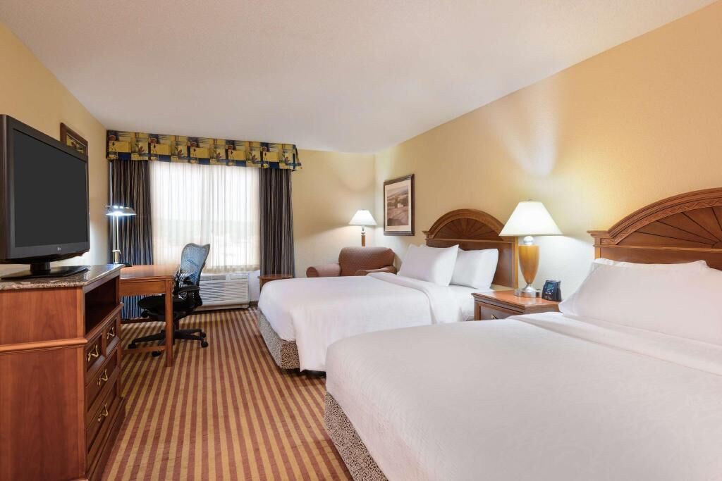 Premium bedding, pillowtop beds, in-room safe, desk
