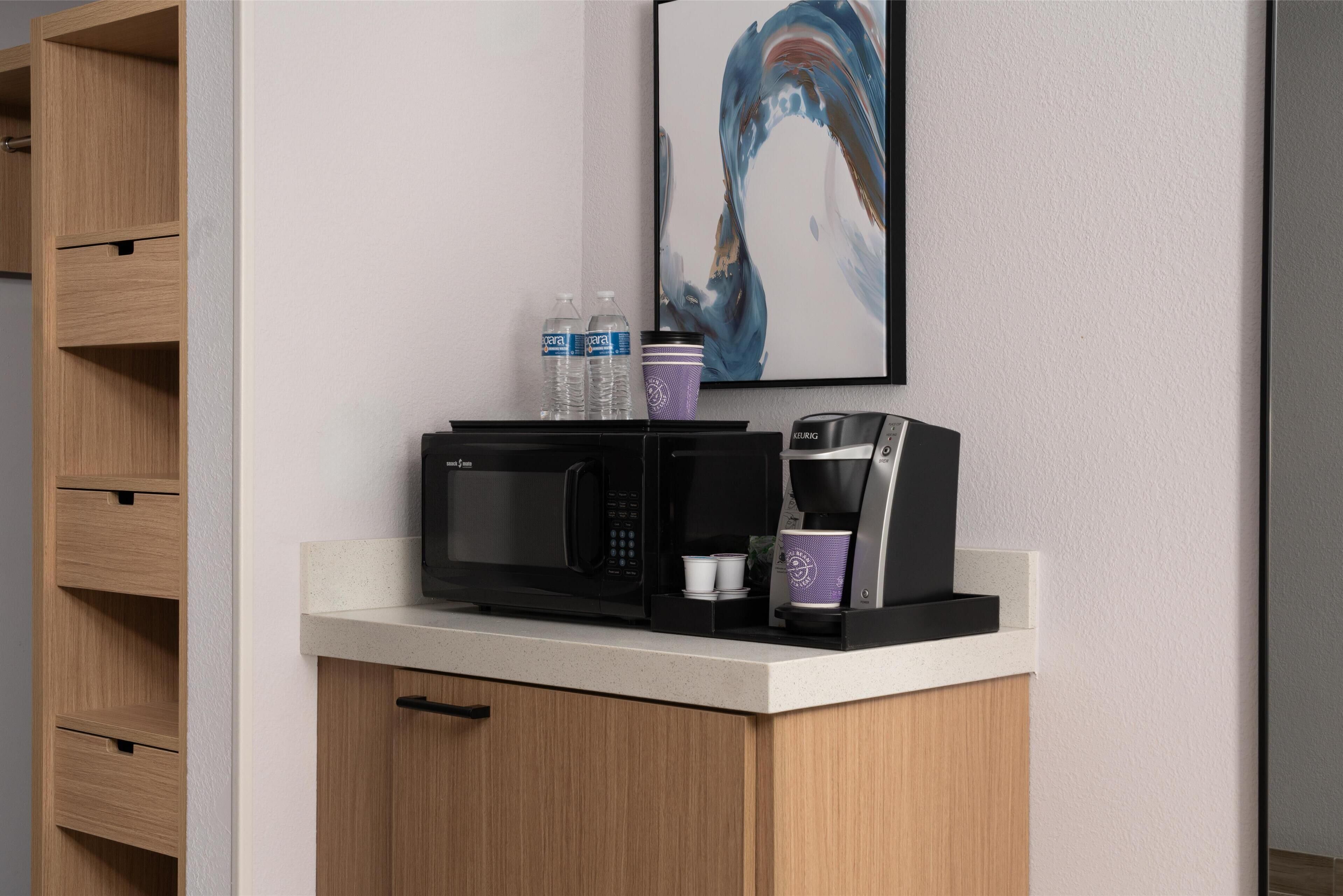 1 bedroom, premium bedding, pillow-top beds, in-room safe