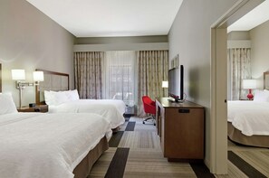 King Bed and Two Queen Bed Room, Refrigerator and Microwave | Blackout drapes, iron/ironing board, free cribs/infant beds, free WiFi - Hampton Inn Salem, VA (Salem)