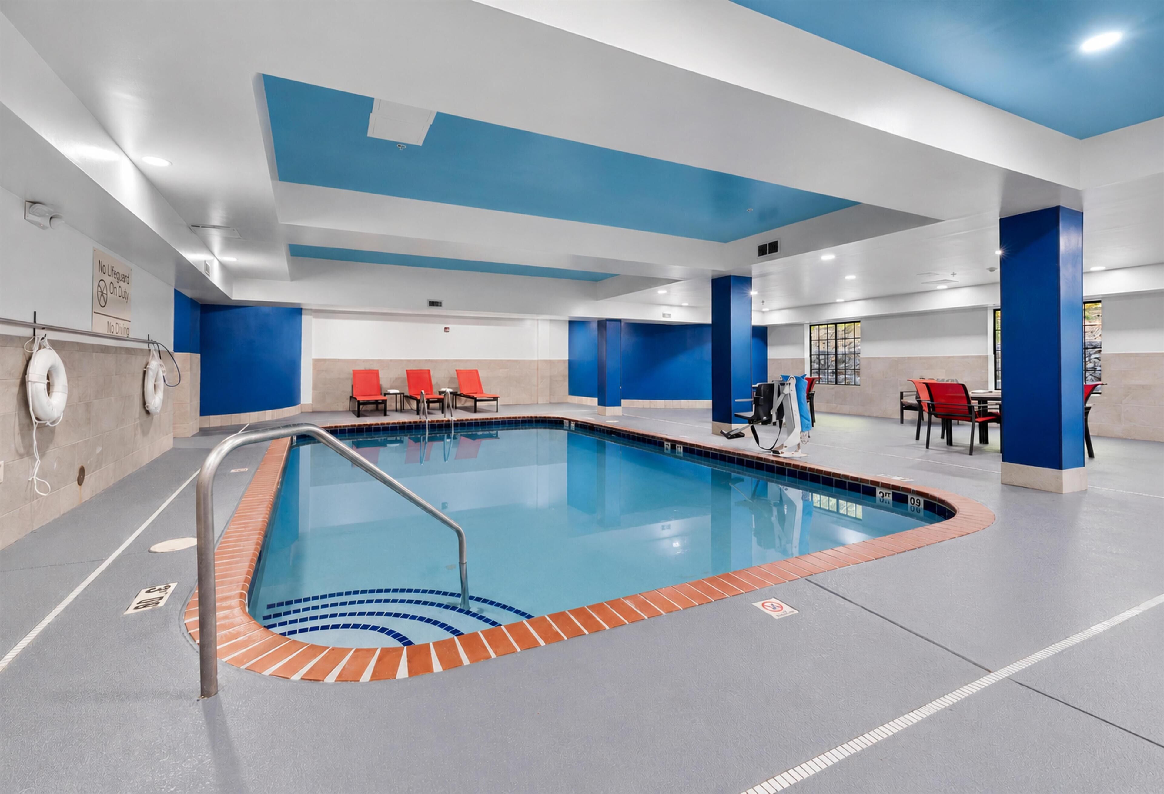 Piscine intérieure