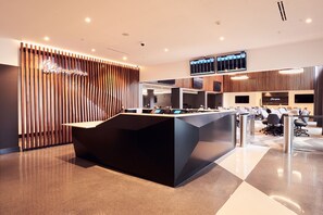Reception - Champions Club and Hotel, Houston Westchase (Houston)