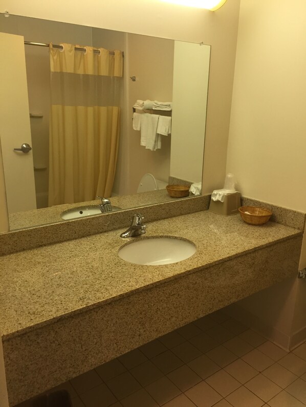 Standard Room, 2 Queen Beds | Bathroom sink