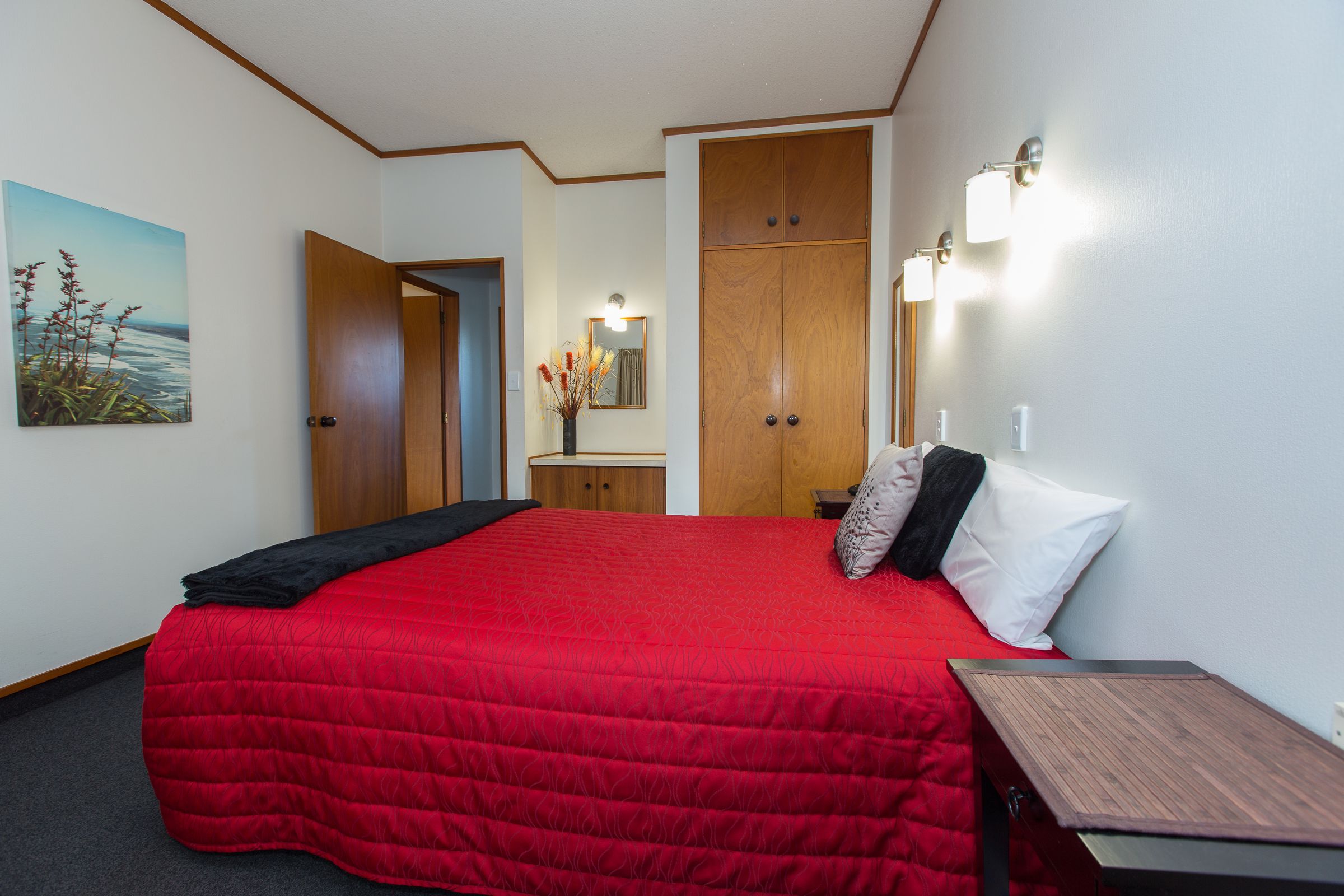 Standard Suite, 2 Bedrooms, Kitchen (Unit) | Premium bedding, iron/ironing board, free WiFi