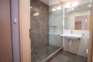 Free toiletries - Teledom Hotel & Conference Center (Kosice)