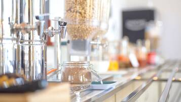 Desayuno buffet incluido todos los días