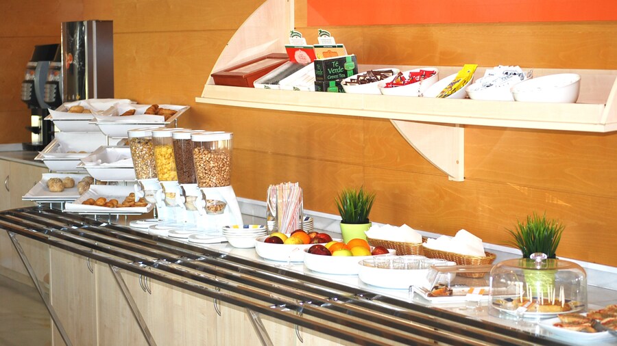 Holiday Inn Express Valencia - Bonaire by IHG