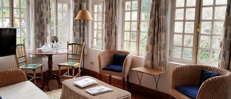 Suite | Coin séjour