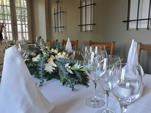 Breakfast, lunch and dinner served - Lawrence's Hotel (Sintra)