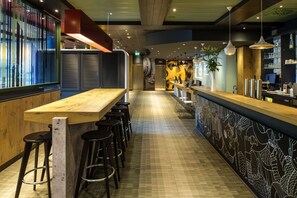 Bar (en el alojamiento)