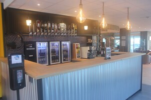 Bar (en la propiedad)