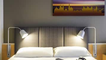 Standard Double Room, 1 Double Bed | Blackout drapes, soundproofing, iron/ironing board, cribs/infant beds