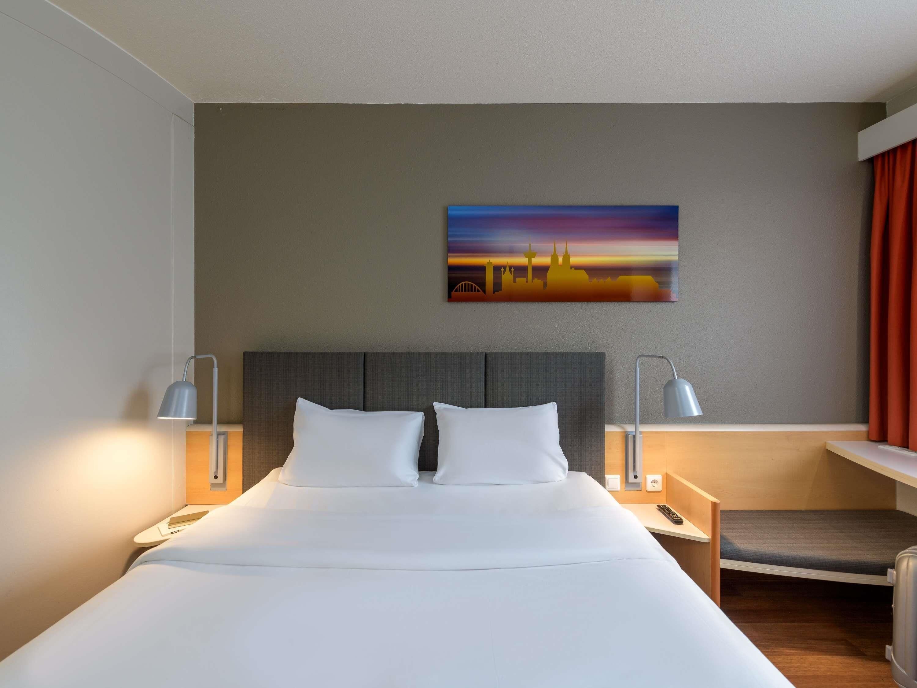 Double Room, 1 Double Bed (New Sleep Easy Concept) | Desk, iron/ironing board, free WiFi, bed sheets