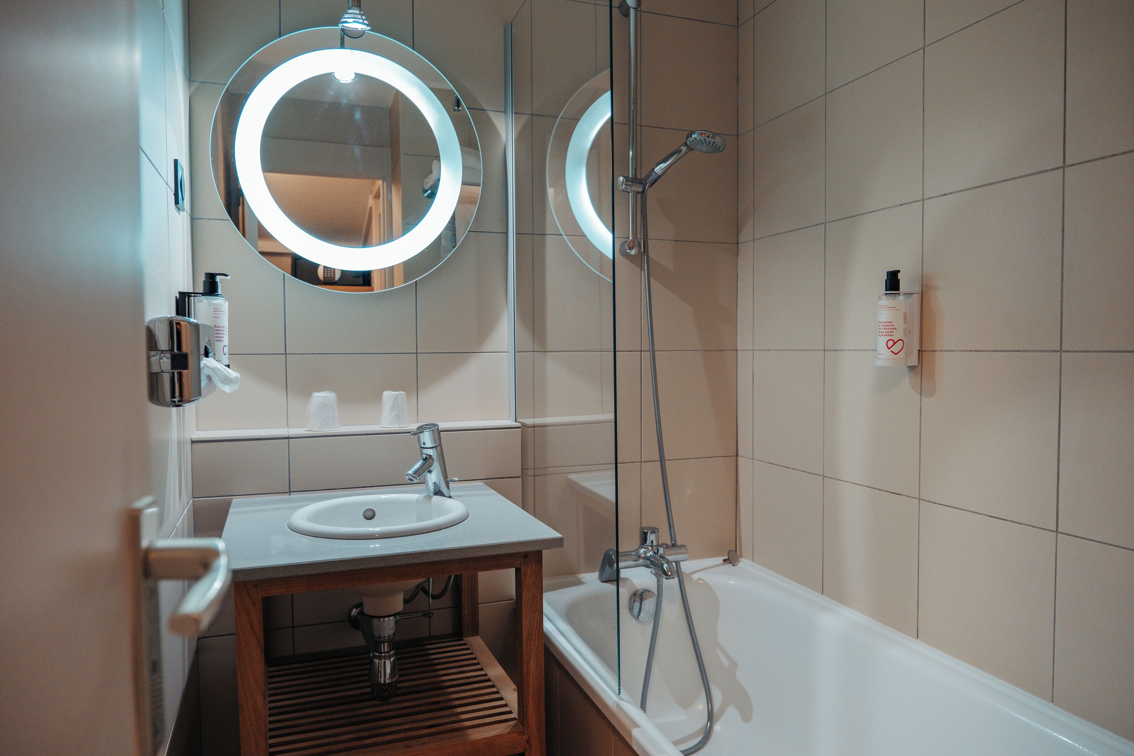 hair dryer, towels, soap, shampoo