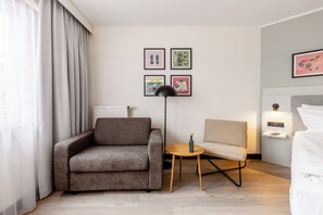 Family Room, Multiple Beds (Family Room)