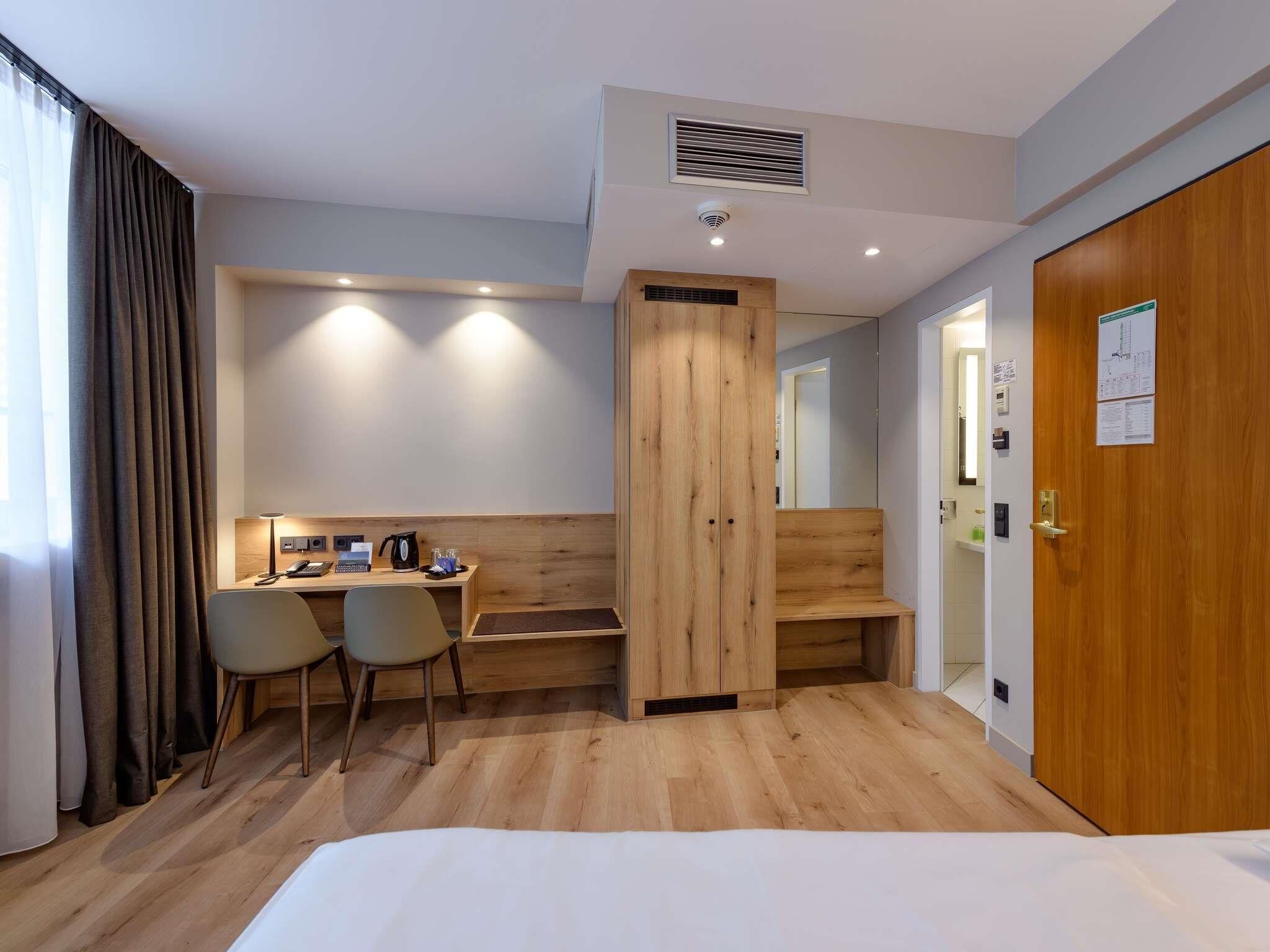 Pillowtop-Betten, Minibar (mit einigen kostenlosen Artikeln), Zimmersafe