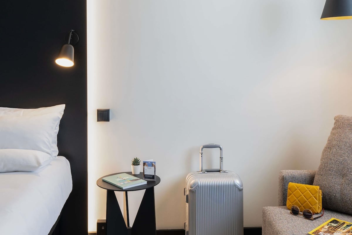 1 bedroom, in-room safe, desk, laptop workspace
